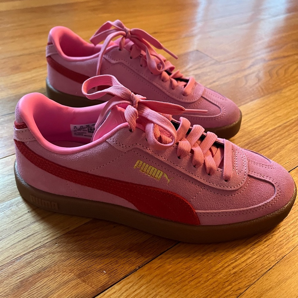 ❤️💓 Pink & Red Puma Club II Era sneakers 💓